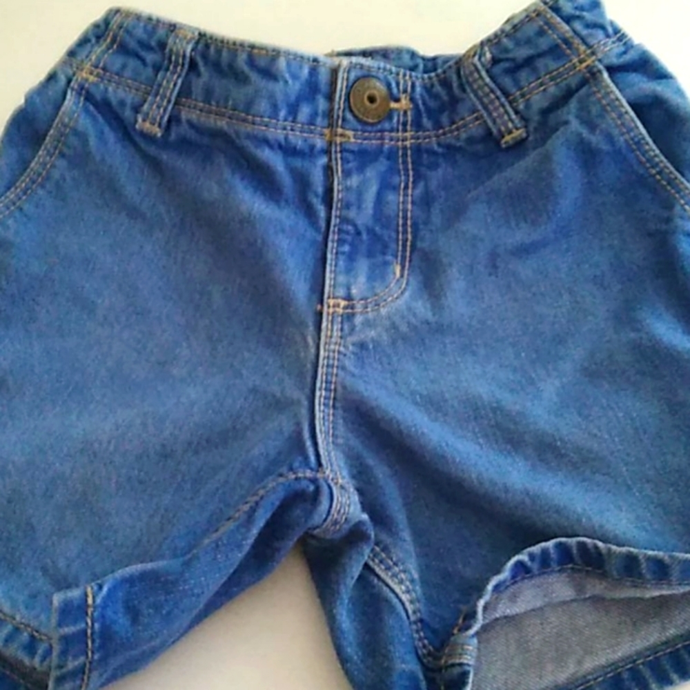 3/$15 OshKosh b'gosh toddler denim shorts